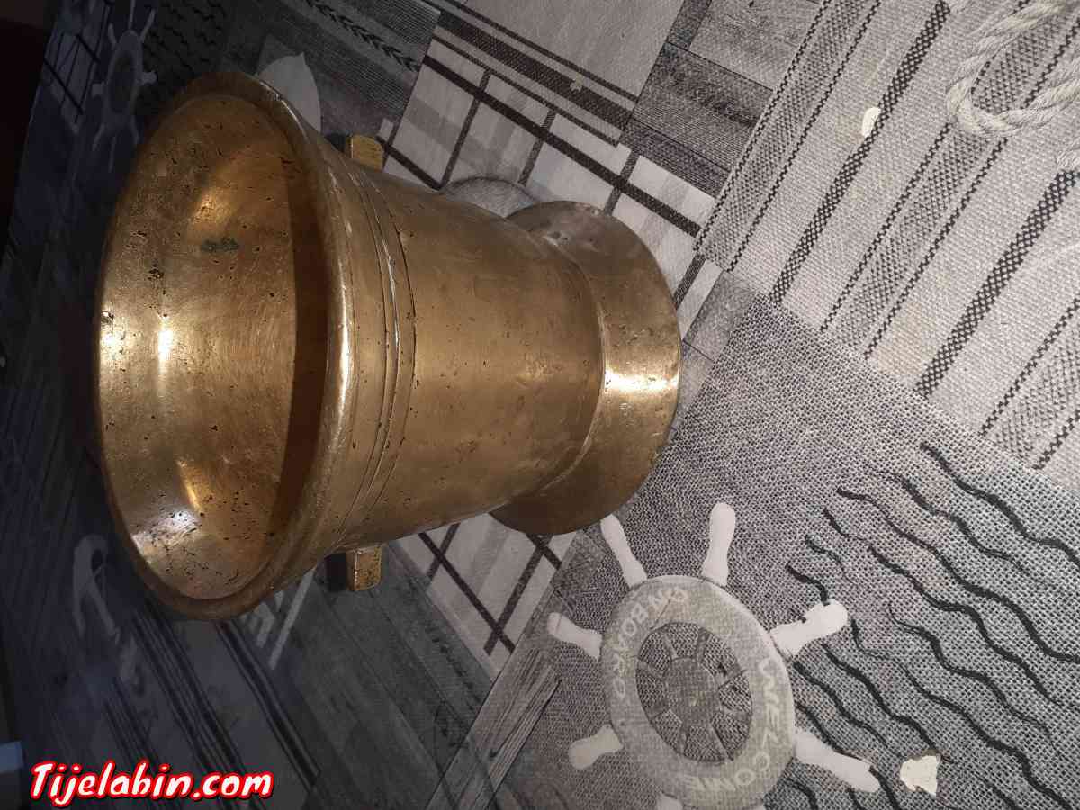 مهراس كبير للبيع