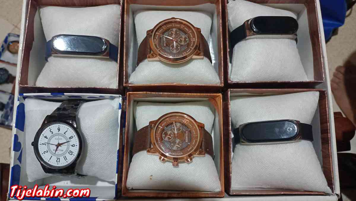 ساعات رجال و نساء