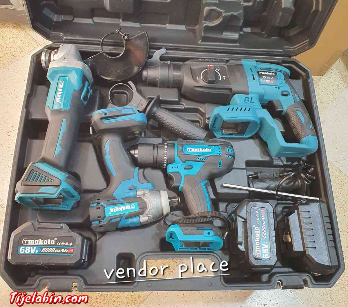 مع المحترف لأدوات للبناء