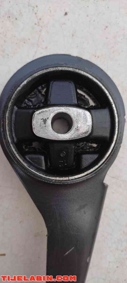 support côté boîte clio campus d'origine  sawmoni 2000