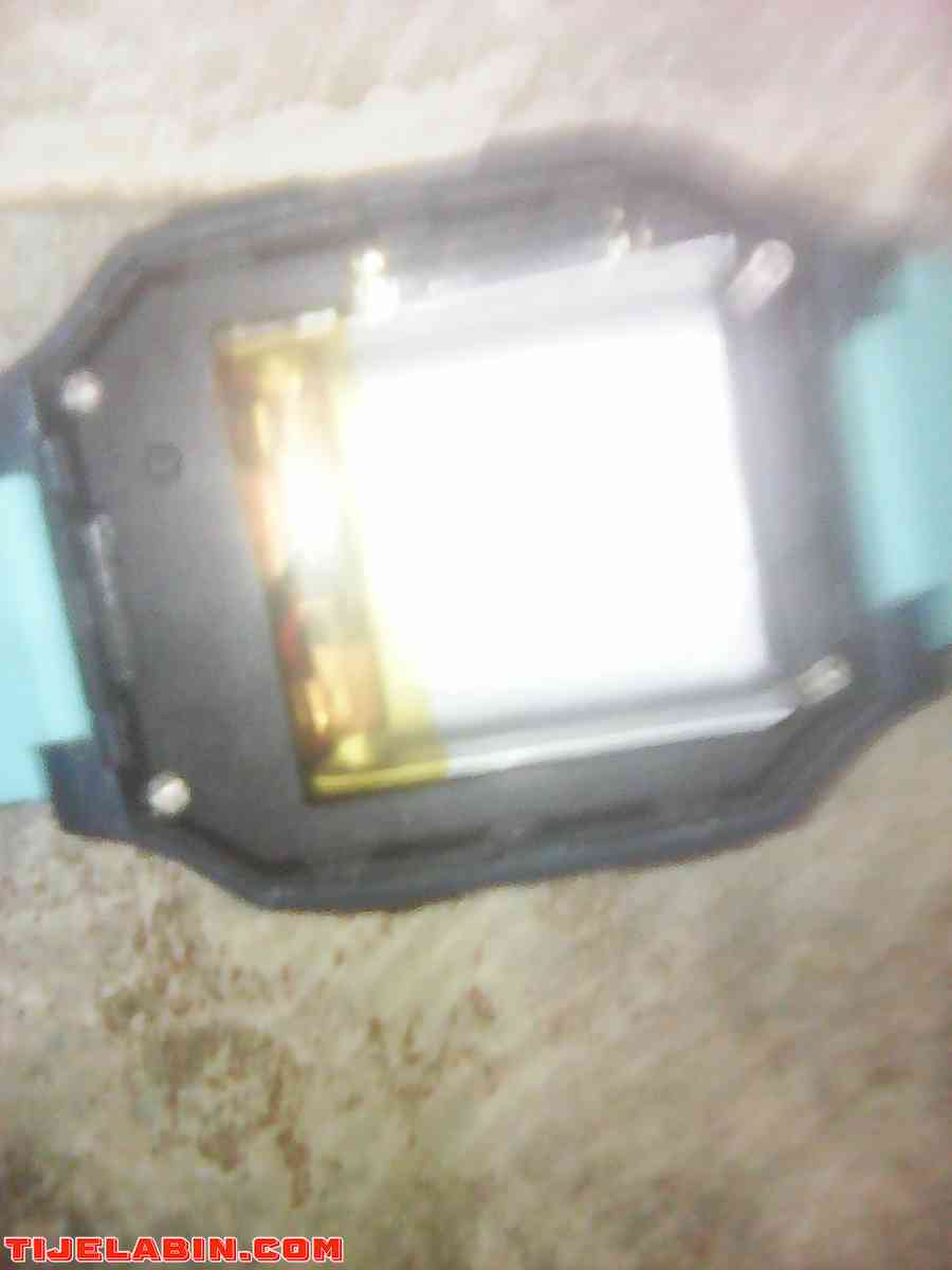 ساعة إليكترونية Smart 2030