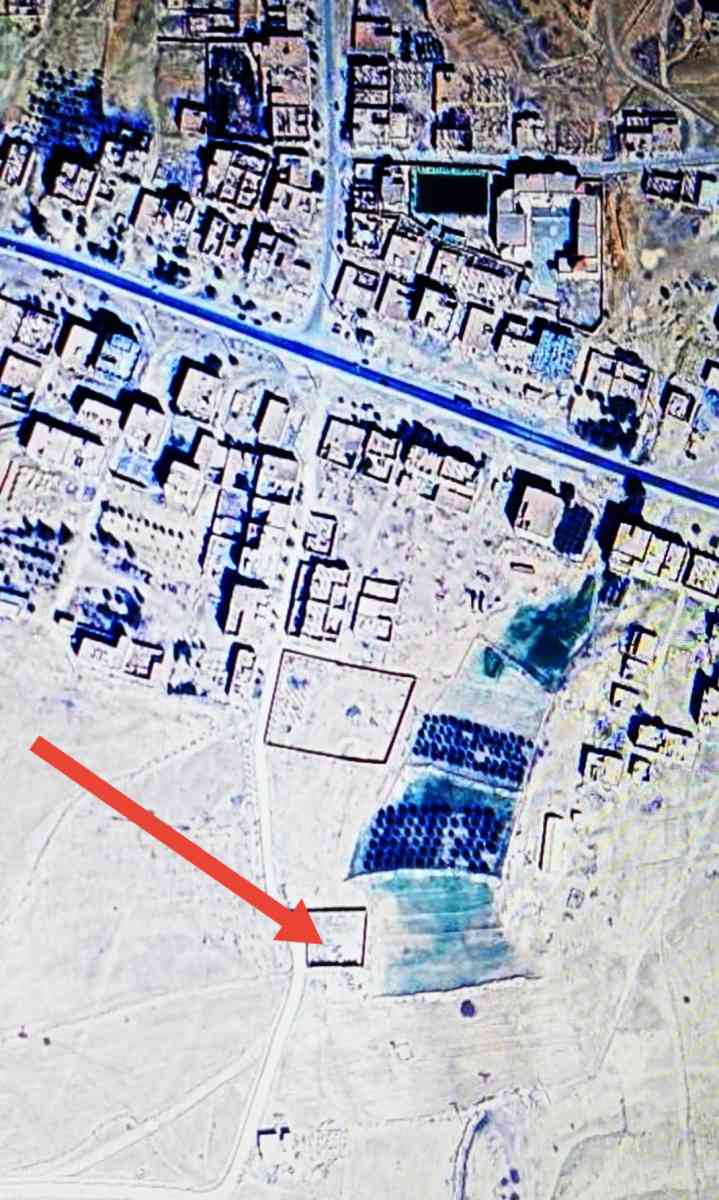 ارض للبيع محاطة بالسور