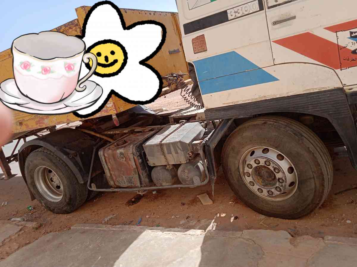 عبارة عن شاحنةDAF