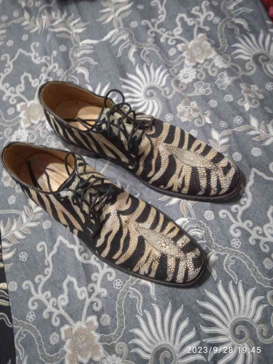 soulier peau de la raye