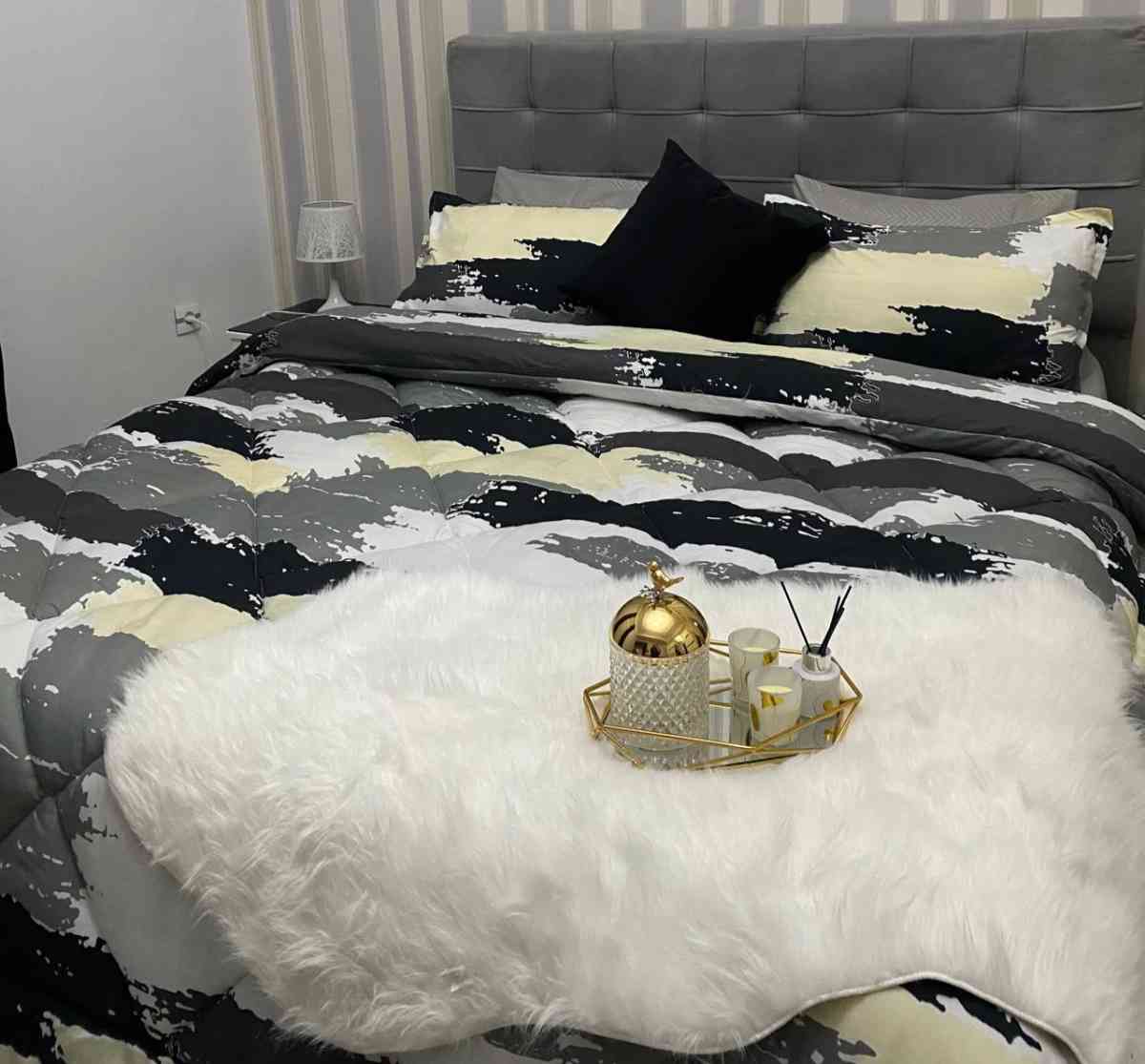 Parure de Couette deux places 6 pice