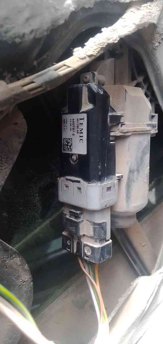 قطع الغيار الكهربائية