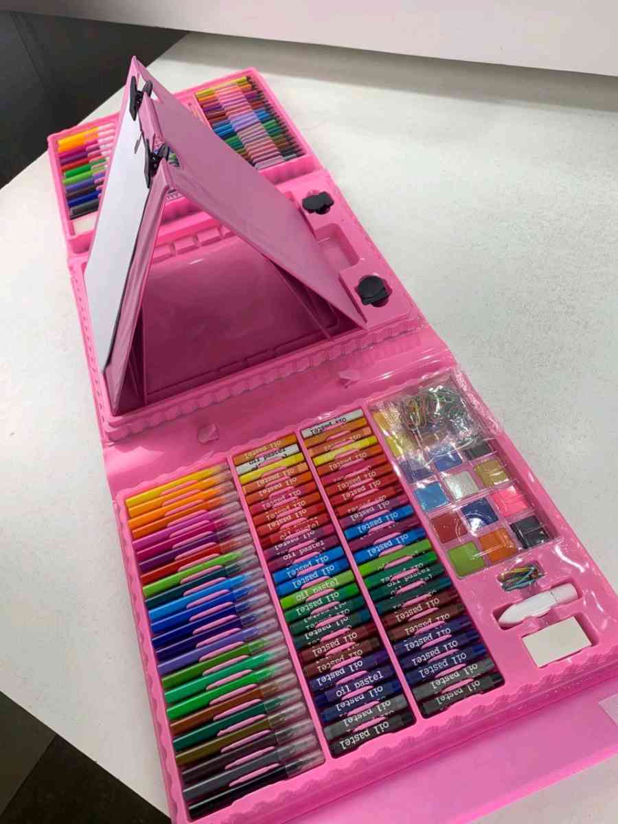 طقم الرسم للأطفال