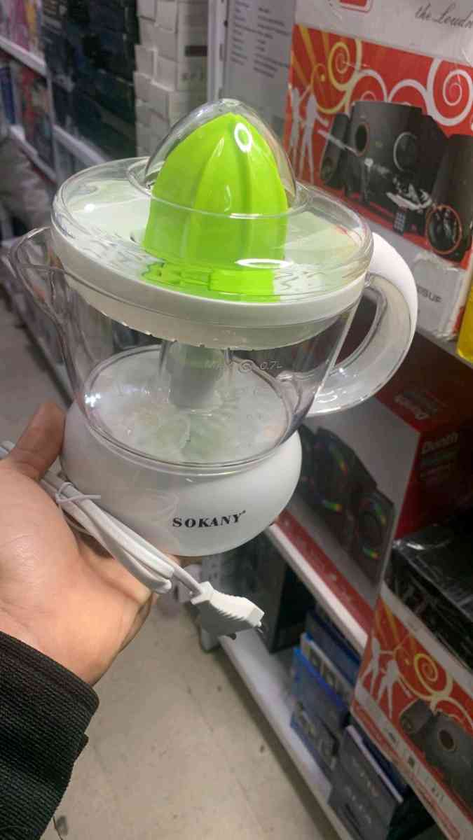 عصارة فواكه كهربائية سهلة الإستخدام و بزااف هايلة