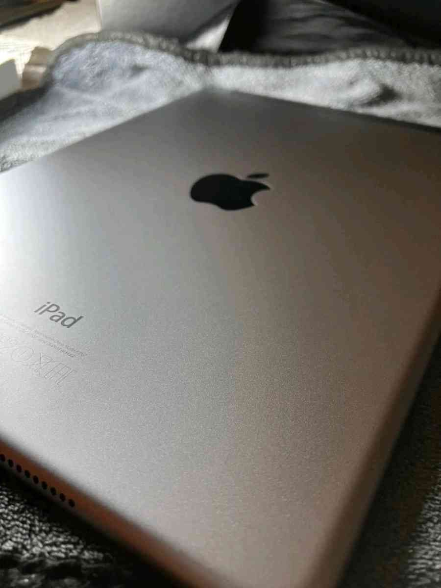 iPad Air 2nd 32G WiFi  cellular LTE