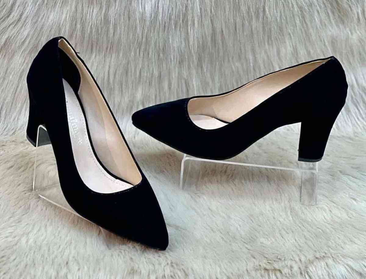 Escarpins En Daim Talons